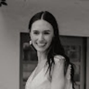 Meet your Posher, Michaela